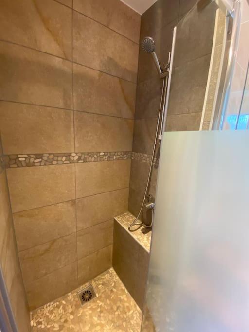 Apartament Le Cosy Tassin - Rez De Jardin Zewnętrze zdjęcie